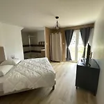 Les De La Bergerie Apartman *