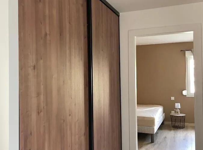 Les De La Bergerie * זונרופט-לונז'מר